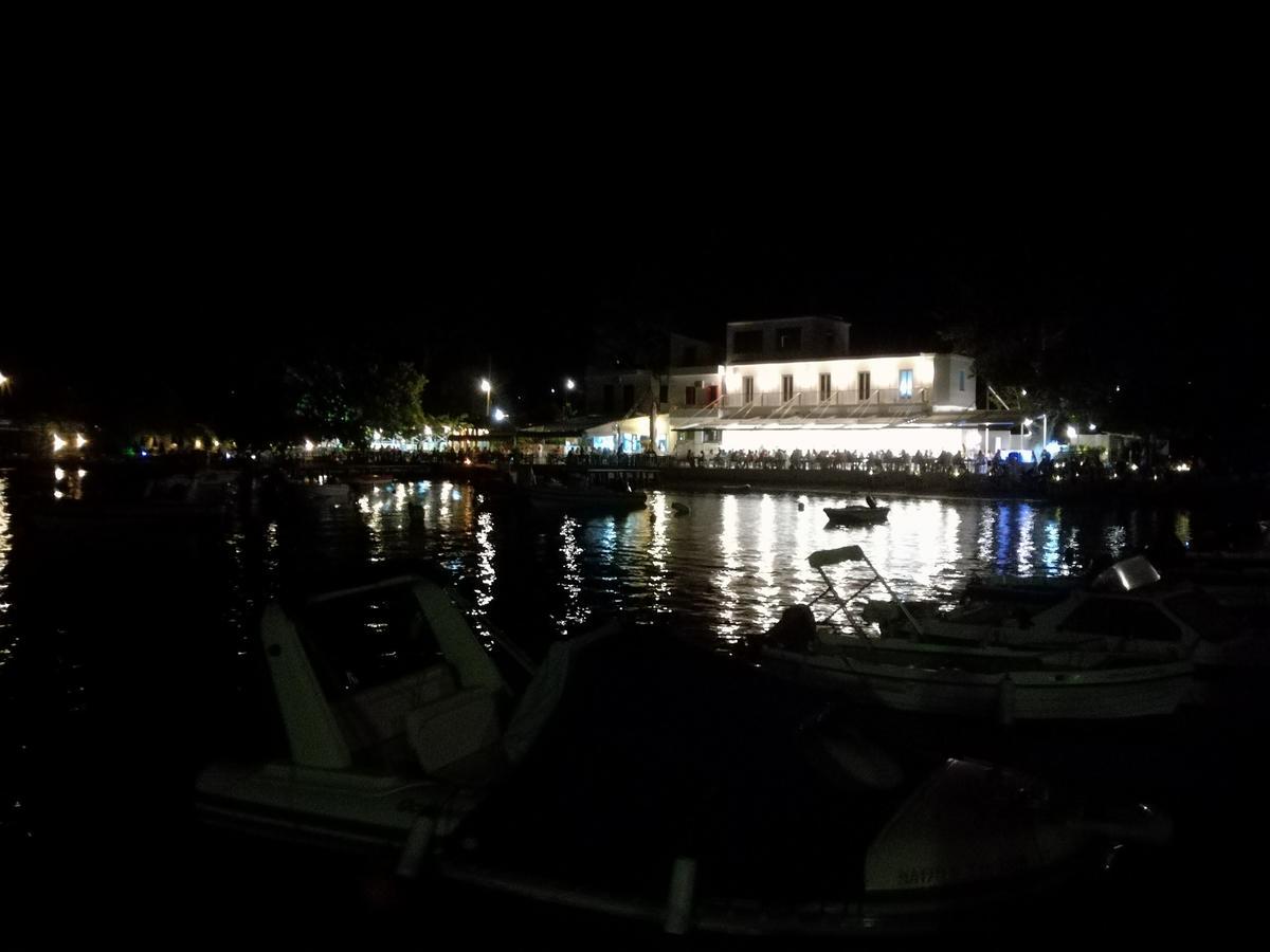 Kallisti Seaside Studios Skopelos Agnontas Екстериор снимка